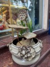 Thác nước phong thủy Sen đắp nhỏ kèm đế Bát Tràng cao 42cm