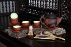 Bộ Ấm Chén Tử Sa Đắp Phù Dung Đỏ Đen Tách Lót