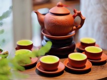 Bộ Ấm Chén Tử Sa Quai Đắp Màu Đỏ Dung Tích 400ml