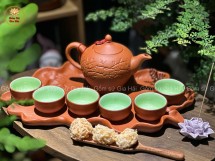 Bộ Ấm Chén Tử Sa Dáng Chóp Họa Tiết Đắp Nổi Kèm Khay Sen 300ml